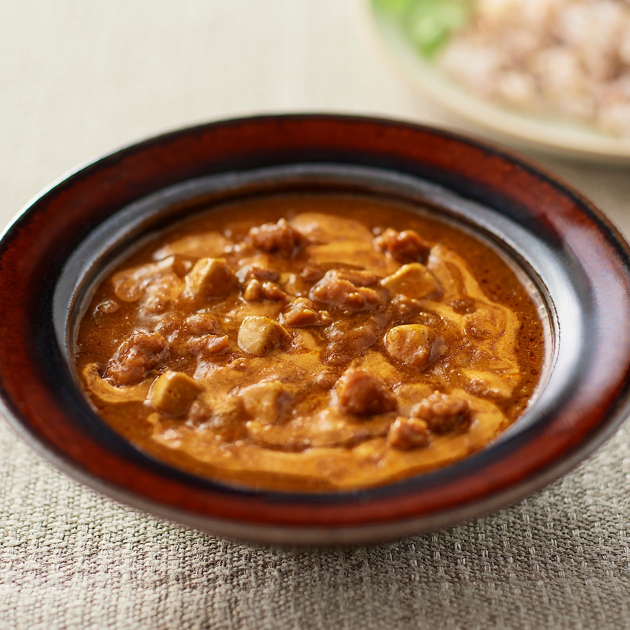 素材を生かしたカレー 大豆ミートのチーズキーマ １８０ｇ（１人前） | レトルト・フリーズドライ | 大豆ミート 通販 | 無印良品