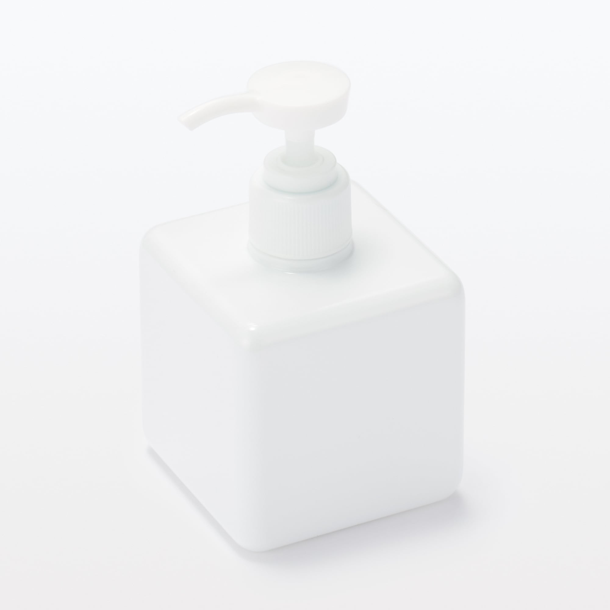 ＰＥＴ詰替ボトル