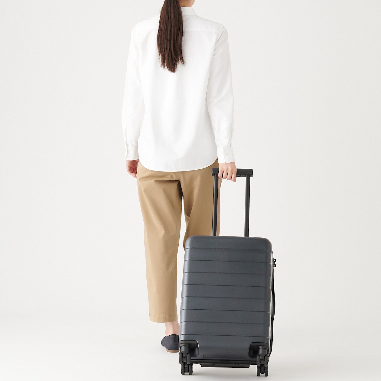 バーを自由に調節できる ハードキャリーケース(36L) ダークグレー バーを自由に調節できる ハードキャリーケース(36L) ダークグレー