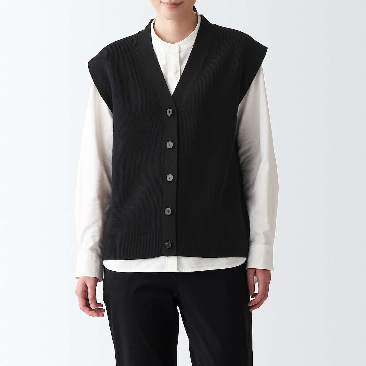 型崩れしにくい糸で編んだニットベスト 婦人ｍ 黒 セーター ニット 婦人 レディース 通販 無印良品