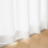 熱を通しにくく透けにくいレースプリーツカーテン／オフ白