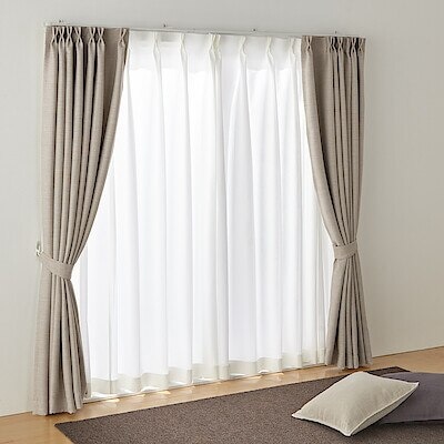 熱を通しにくく透けにくいレースプリーツカーテン／オフ白