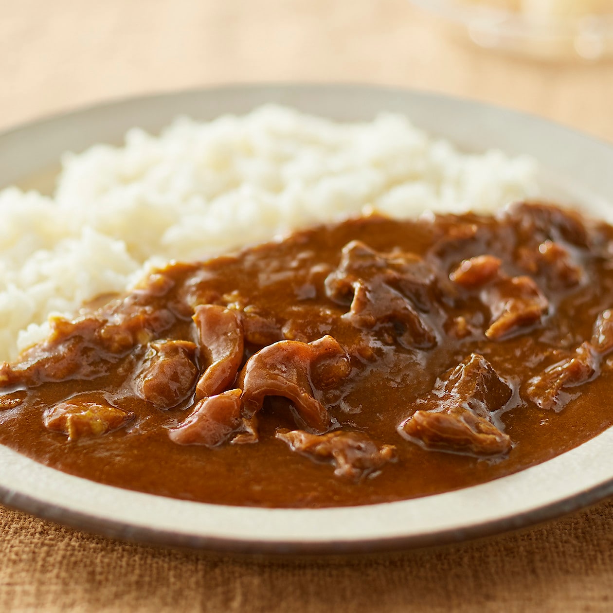 素材を生かした　牛すじカレー