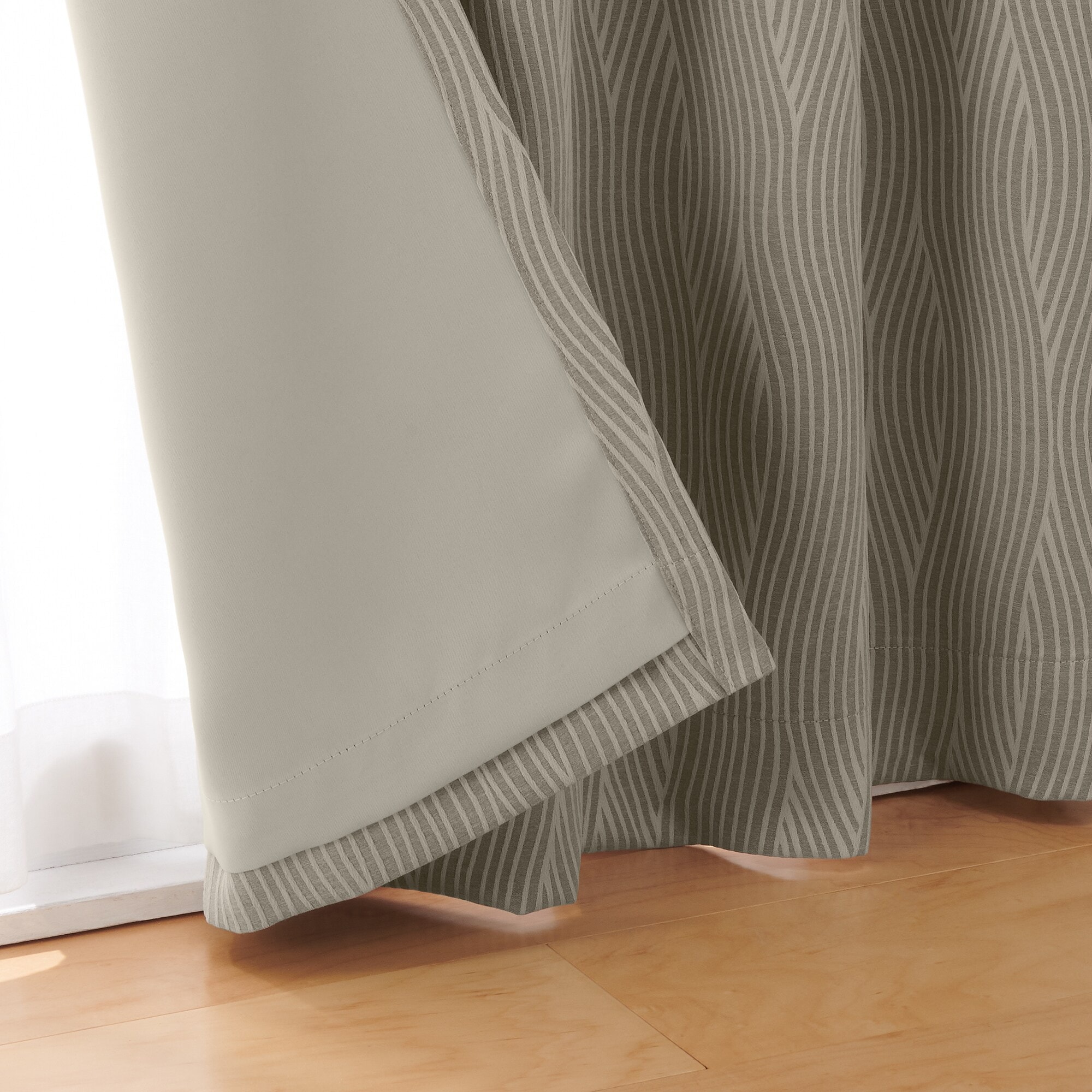 ポリエステルジャガード織波ノンプリーツカーテン／遮光裏地付／ベージュ