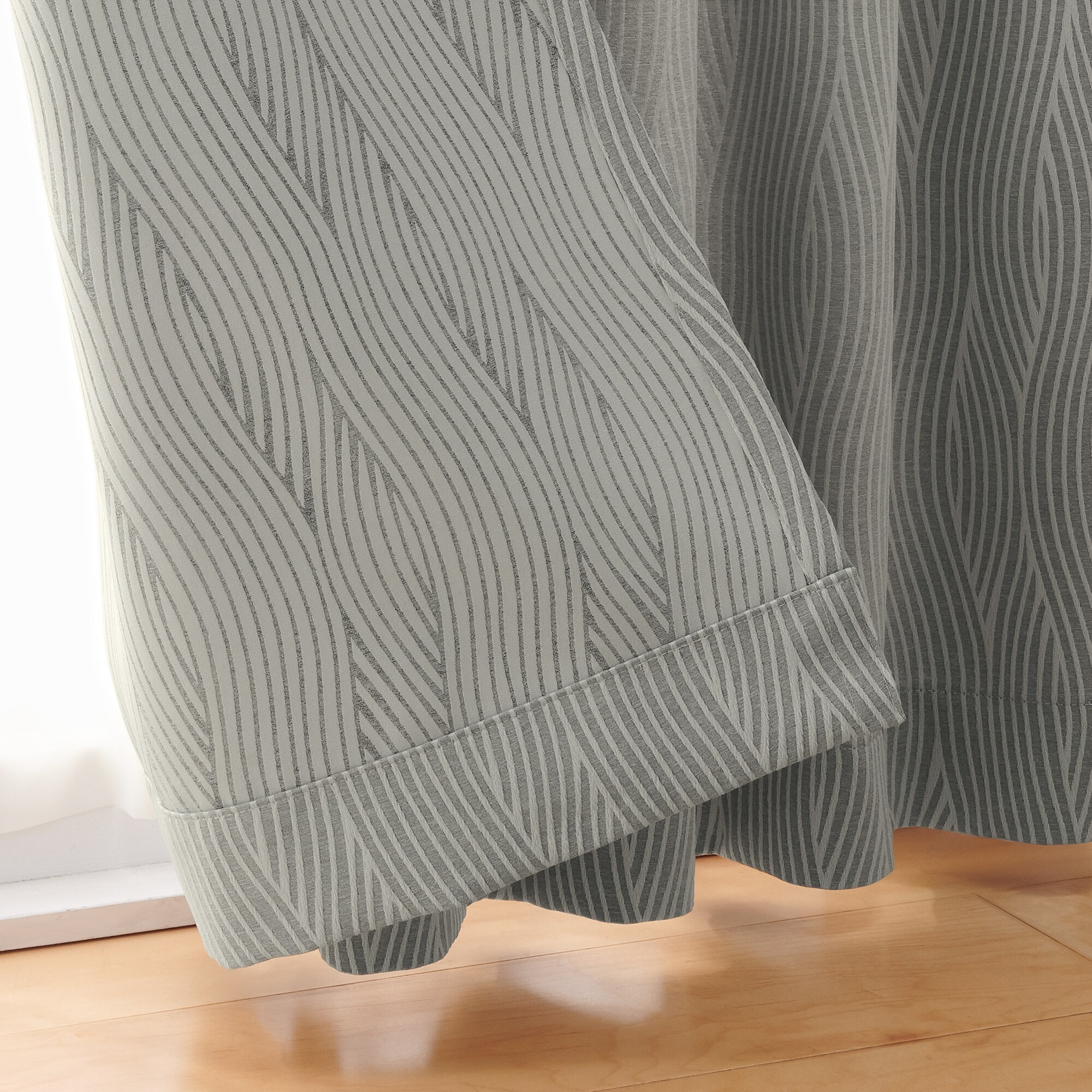 ポリエステルジャガード織波プリーツカーテン／グレー