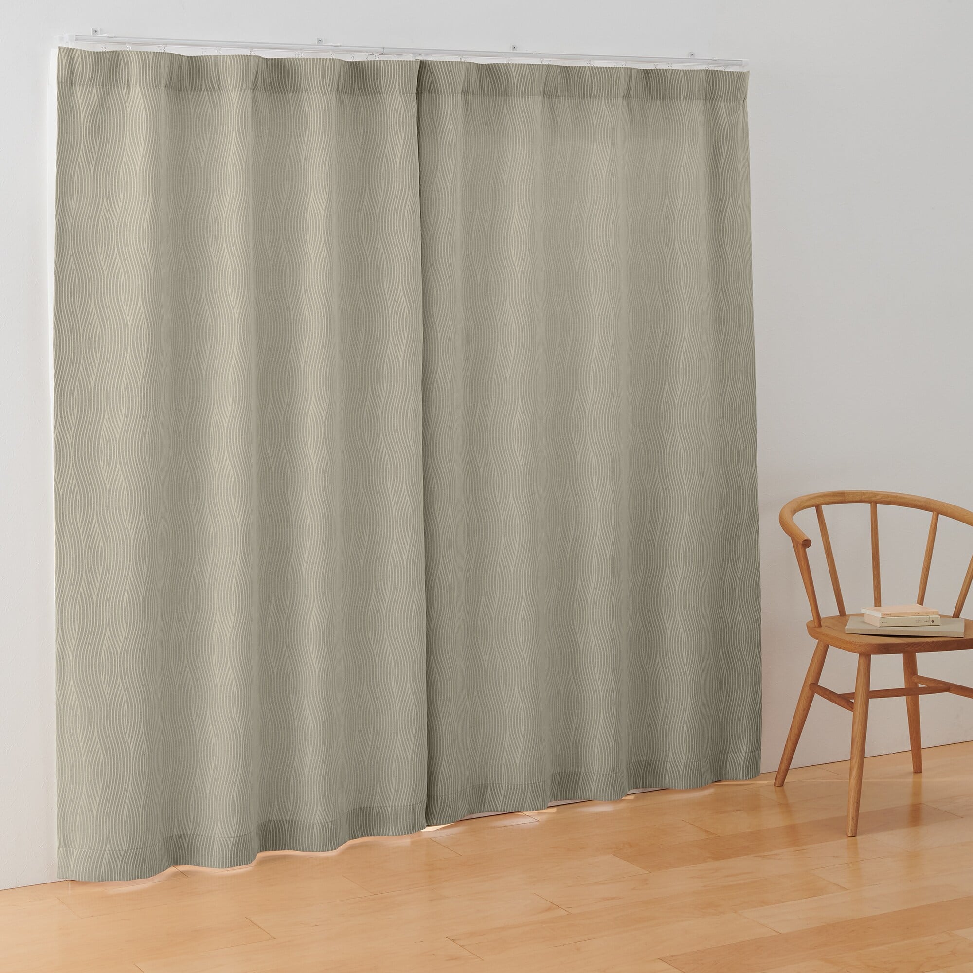 ポリエステルジャガード織波ノンプリーツカーテン／ベージュ
