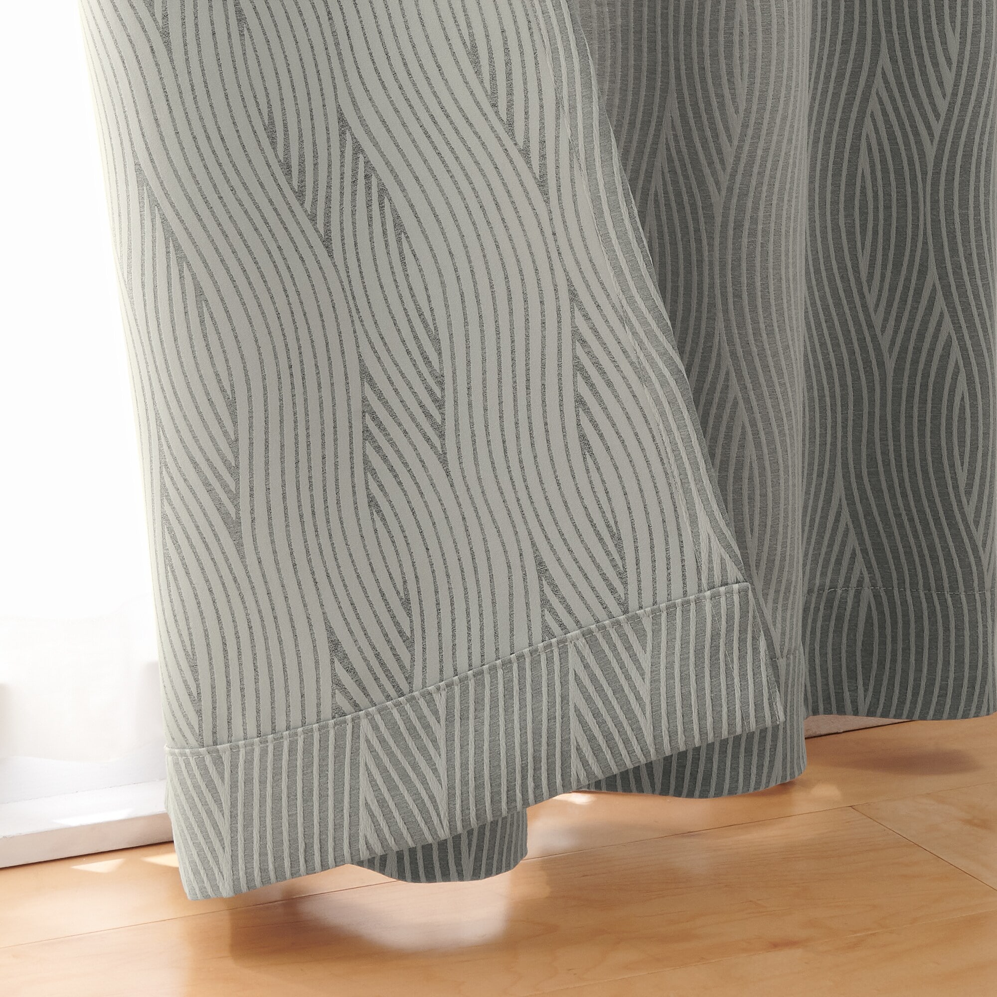 ポリエステルジャガード織波ノンプリーツカーテン／グレー