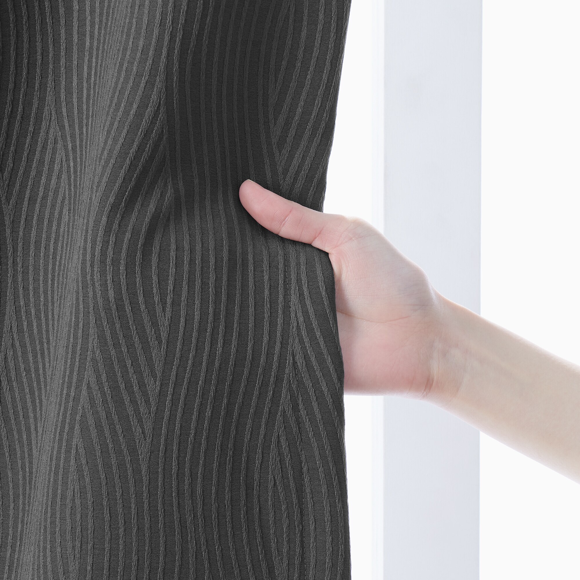 ポリエステルジャガード織波プリーツカーテン２倍ヒダ／遮光裏地付／ダークグレー