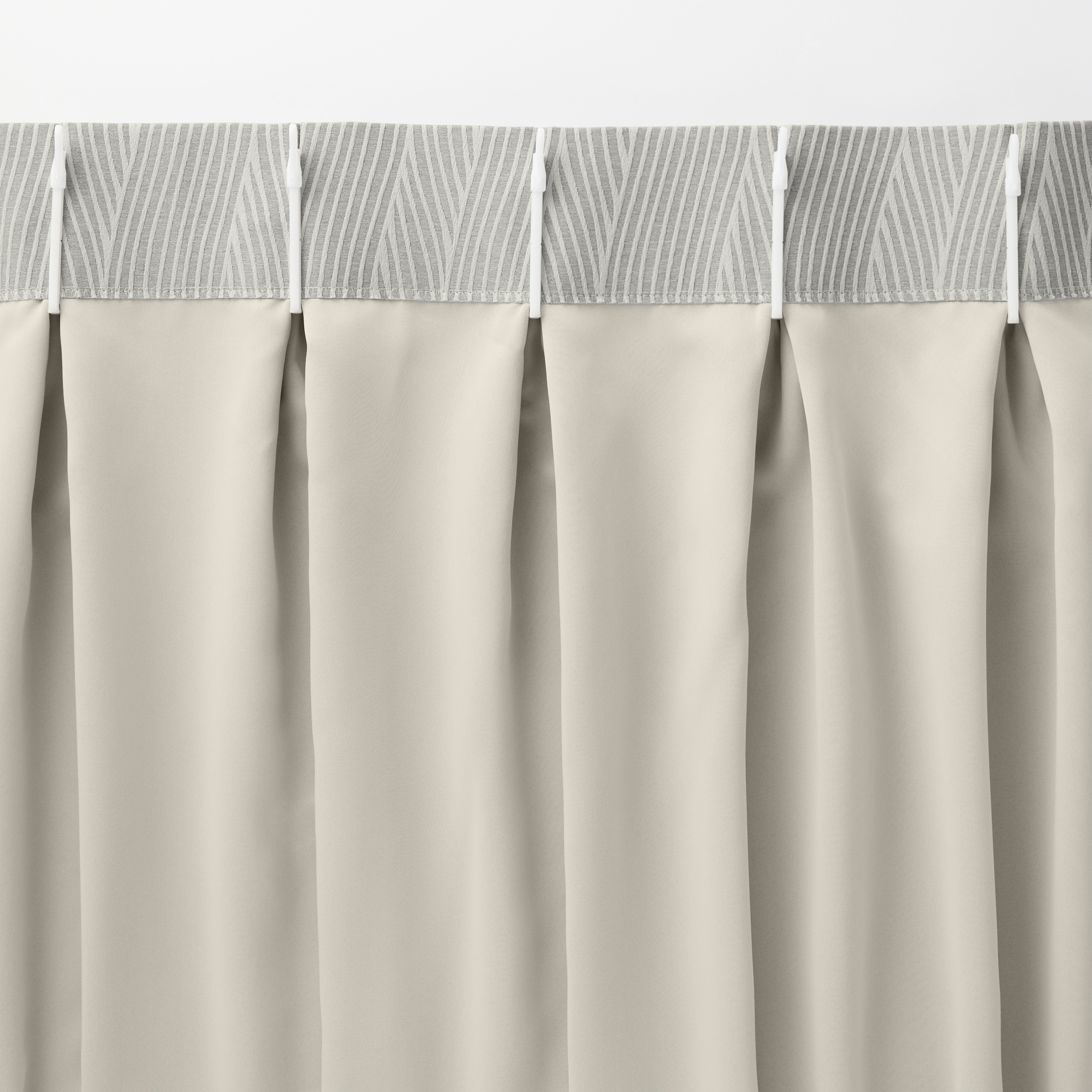 ポリエステルジャガード織波プリーツカーテン２倍ヒダ／遮光裏地付／ダークグレー