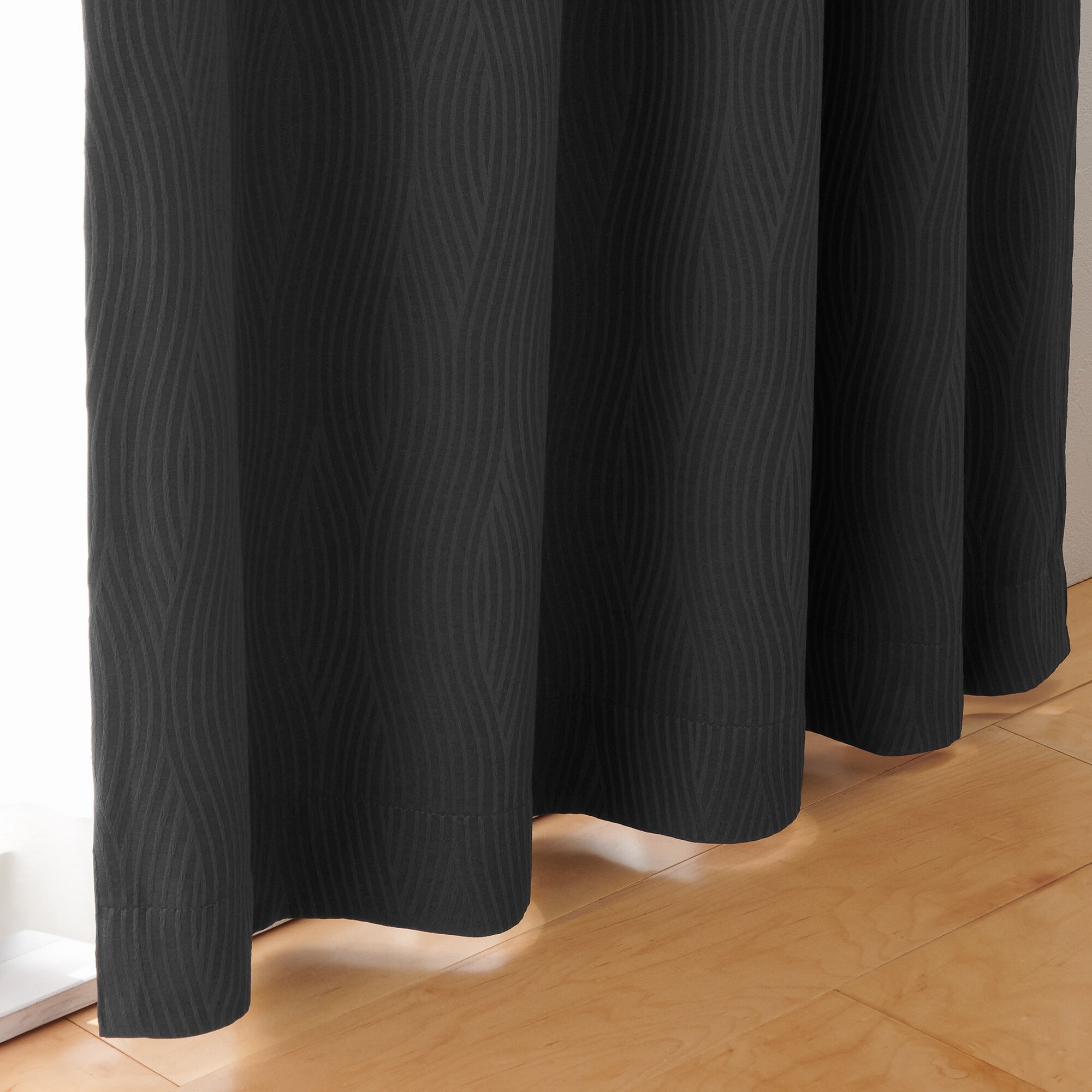 ポリエステルジャガード織波ノンプリーツカーテン／ダークグレー