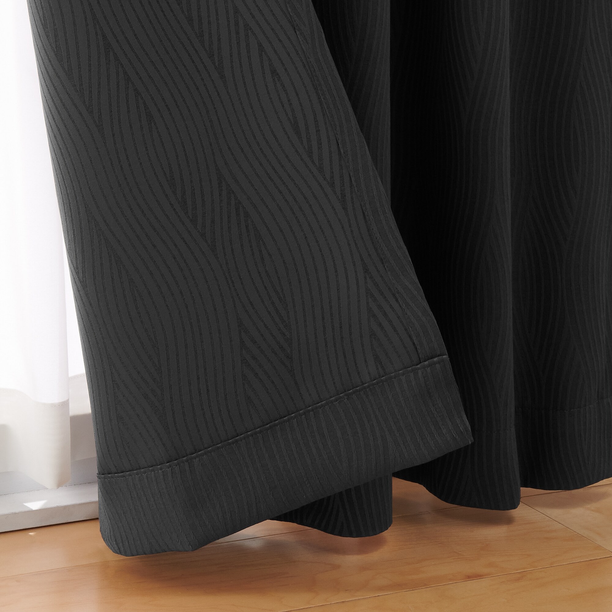 ポリエステルジャガード織波ノンプリーツカーテン／ダークグレー