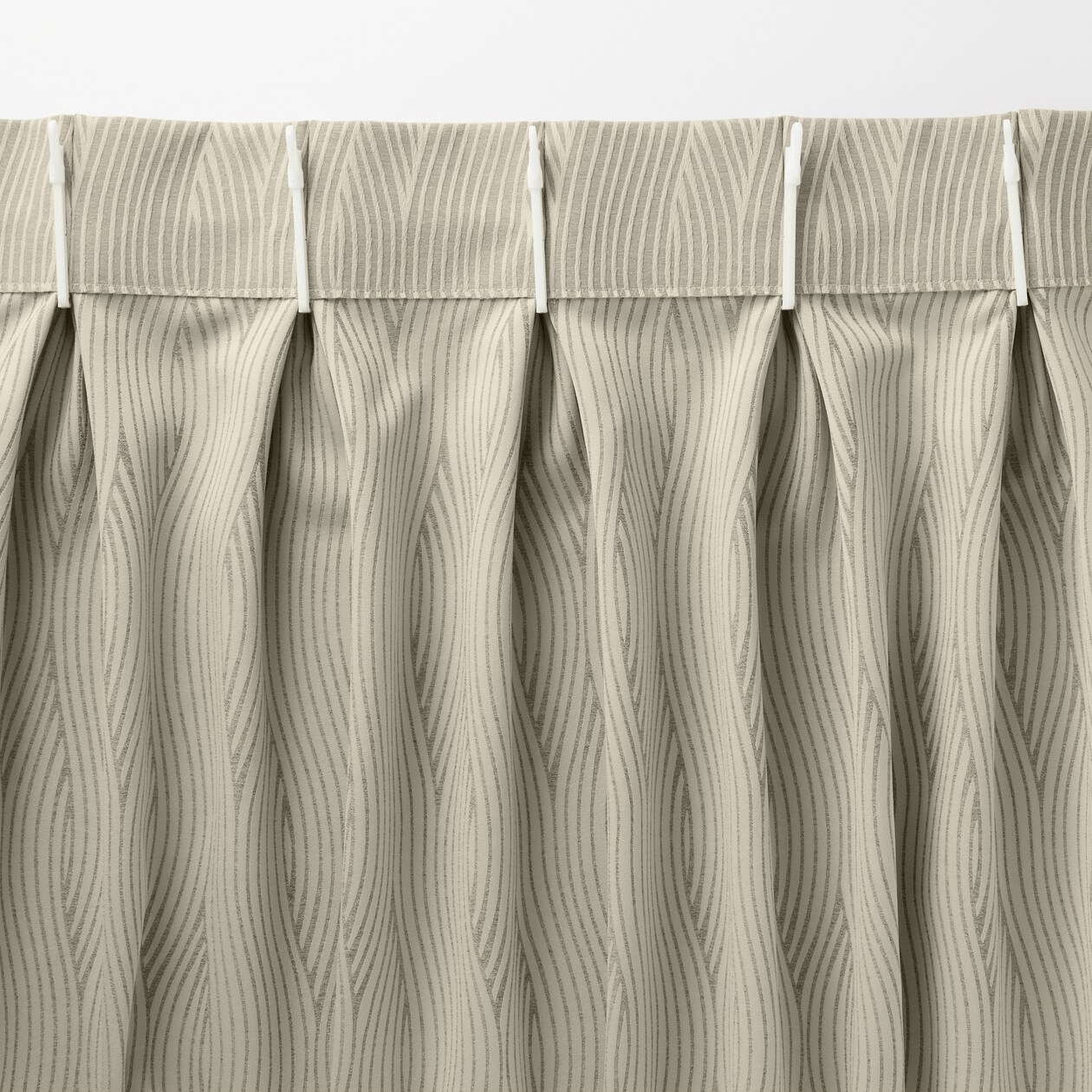 ポリエステルジャガード織波プリーツカーテン２倍ヒダ／グレー