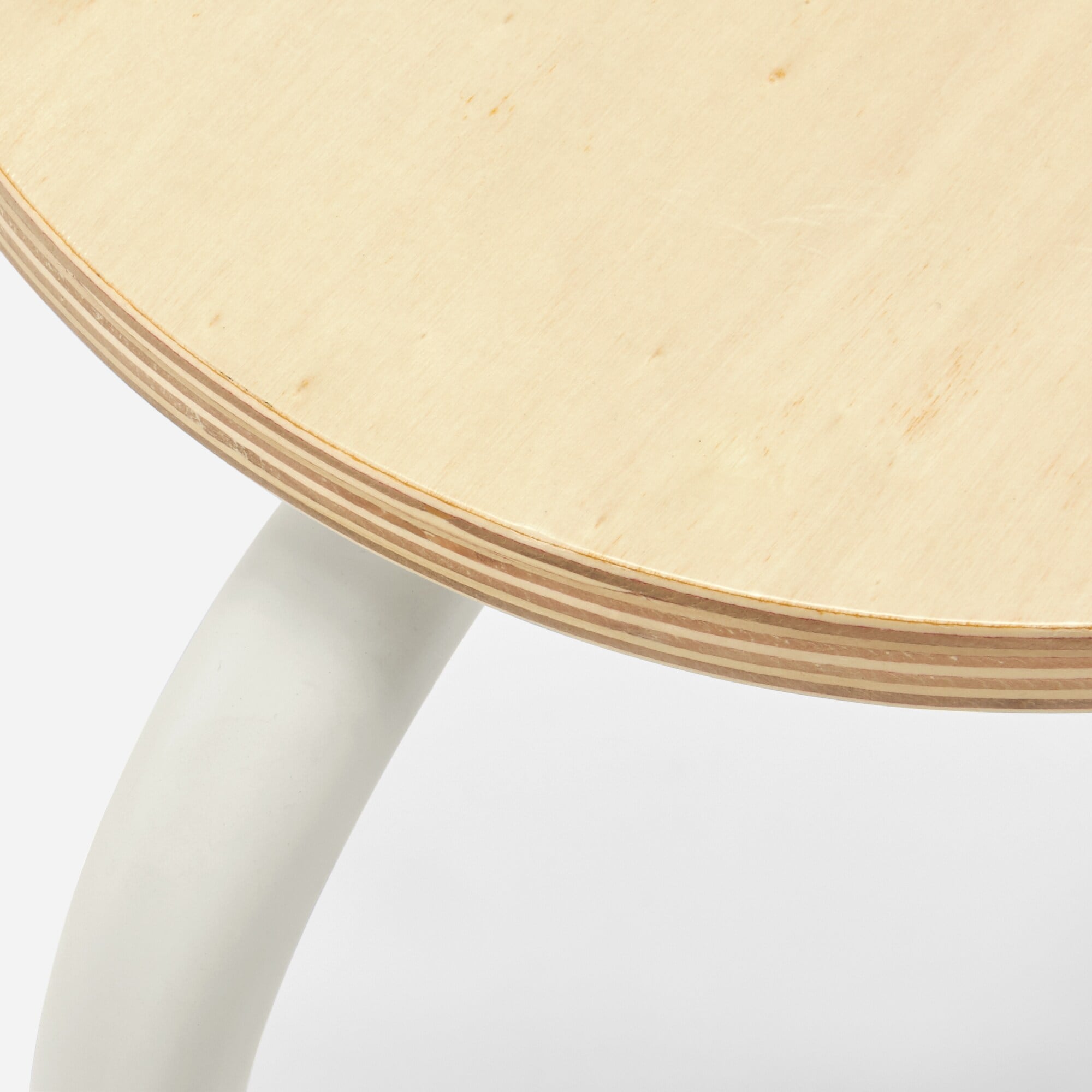 スチールパイプスタッキングスツール