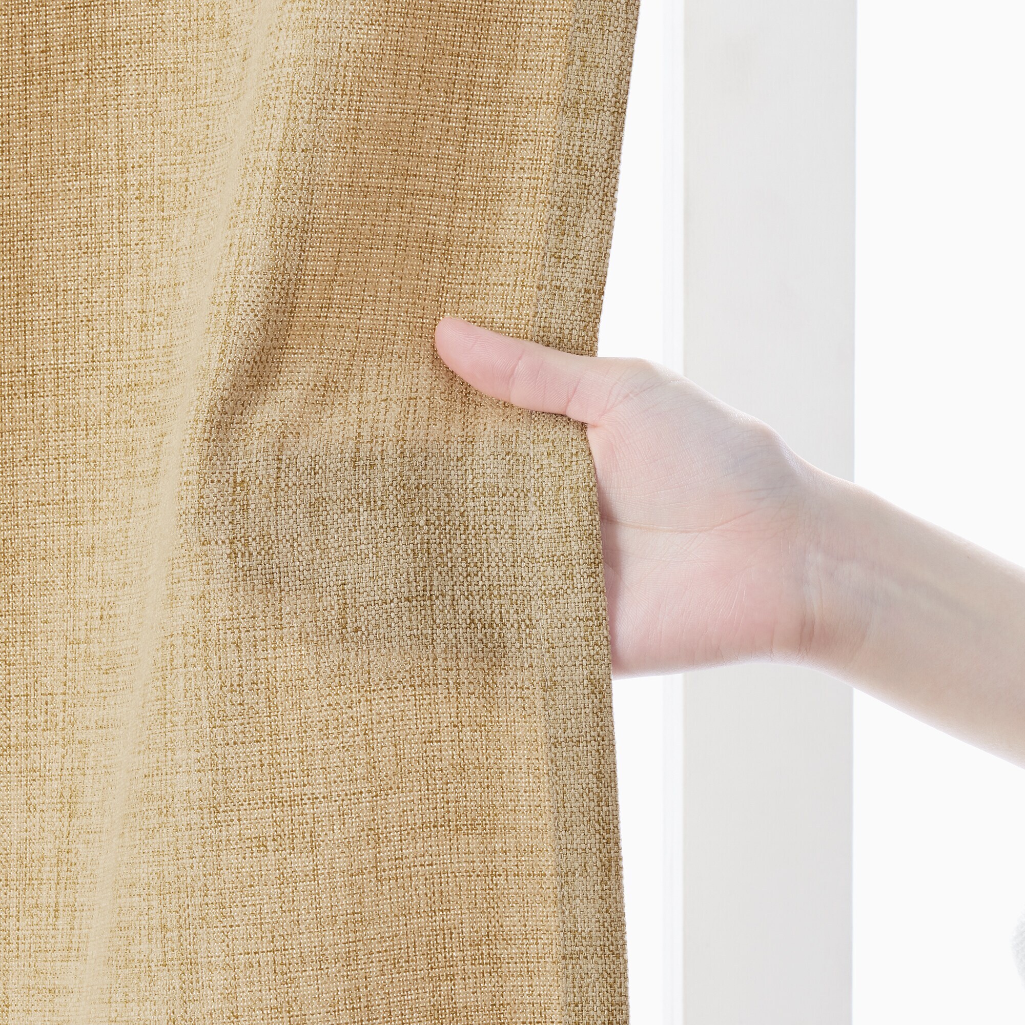 ポリエステルマット織プリーツカーテン２倍ヒダ／マスタード