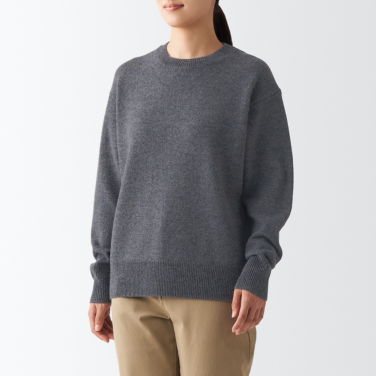 ウールミドルゲージクルーネックセーター | 無印良品