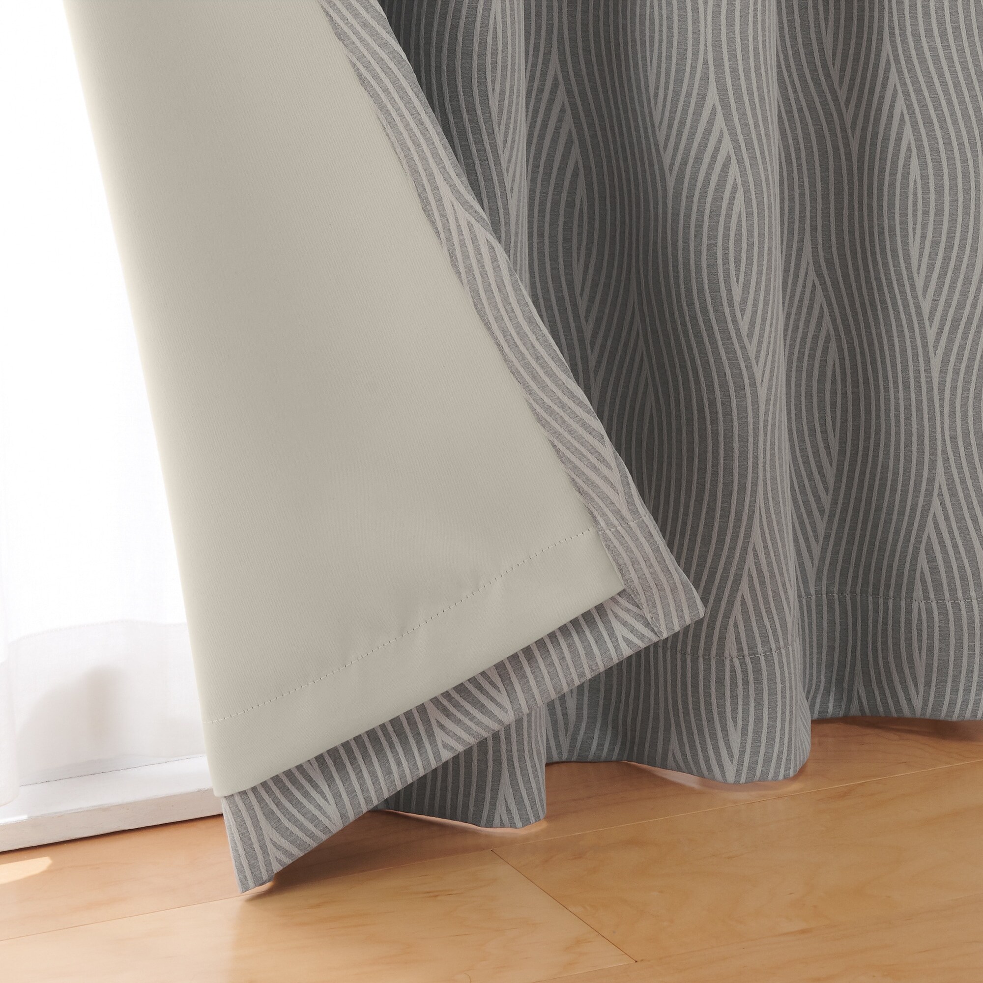 ポリエステルジャガード織波ノンプリーツカーテン／遮光裏地付／グレー