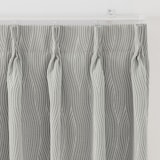 ポリエステルジャガード織波プリーツカーテン２倍ヒダ／遮光裏地付／グレー