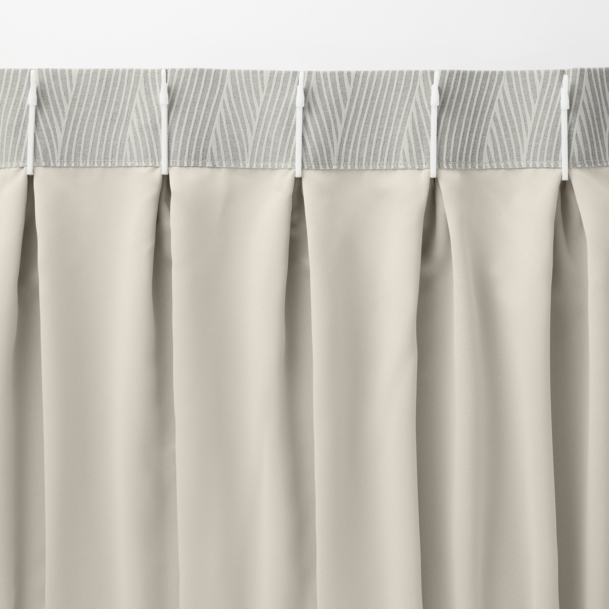 ポリエステルジャガード織波プリーツカーテン２倍ヒダ／遮光裏地付／グレー