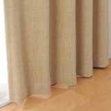 ポリエステルマット織ノンプリーツカーテン／遮光裏地付／マスタード