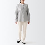 ストレッチデニムスリムパンツ　股下７５　生成