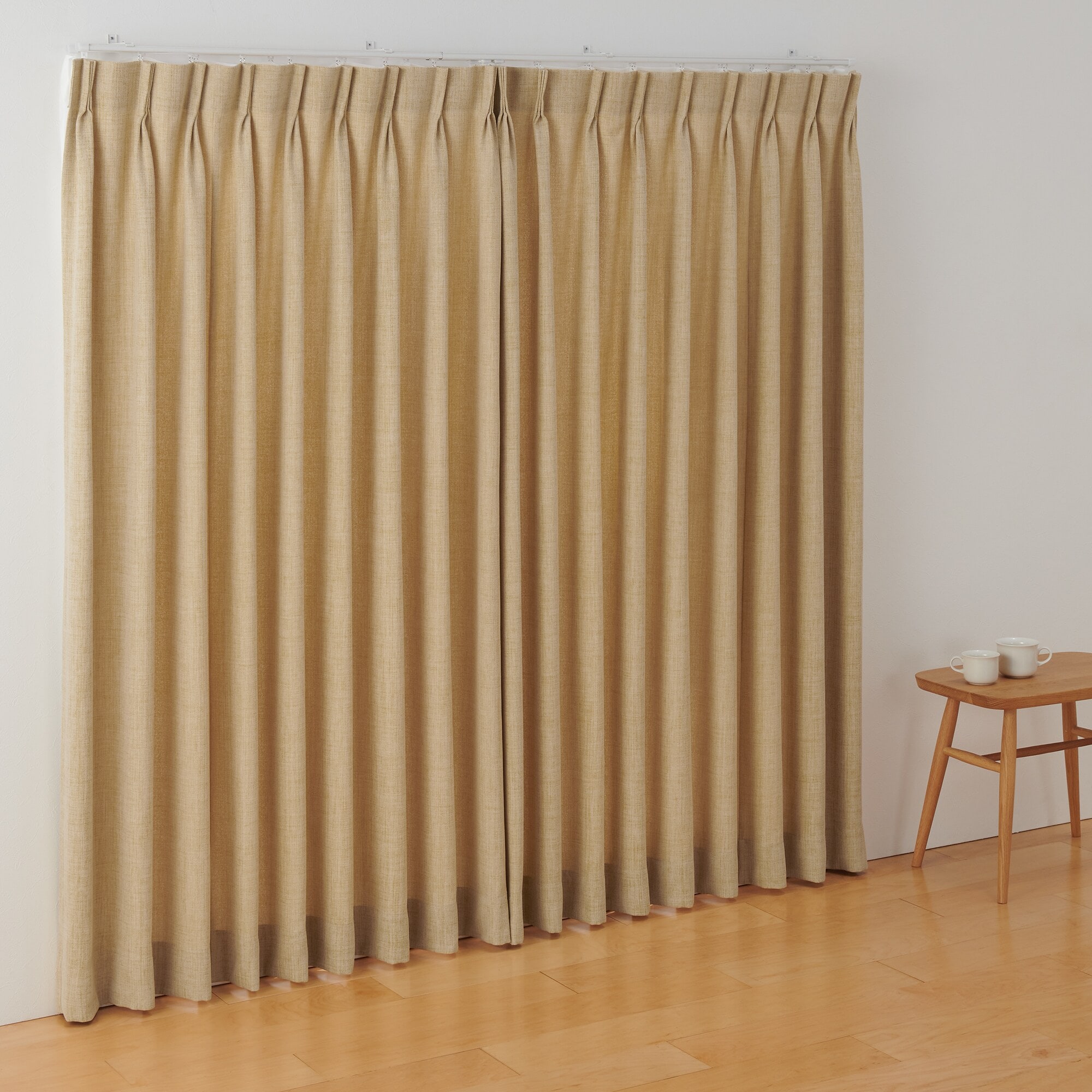 ポリエステルマット織プリーツカーテン2倍ヒダ／マスタード
