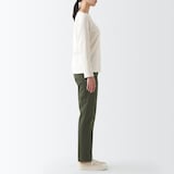 縦横ストレッチチノボーイフィットパンツ　股下７５ｃｍ