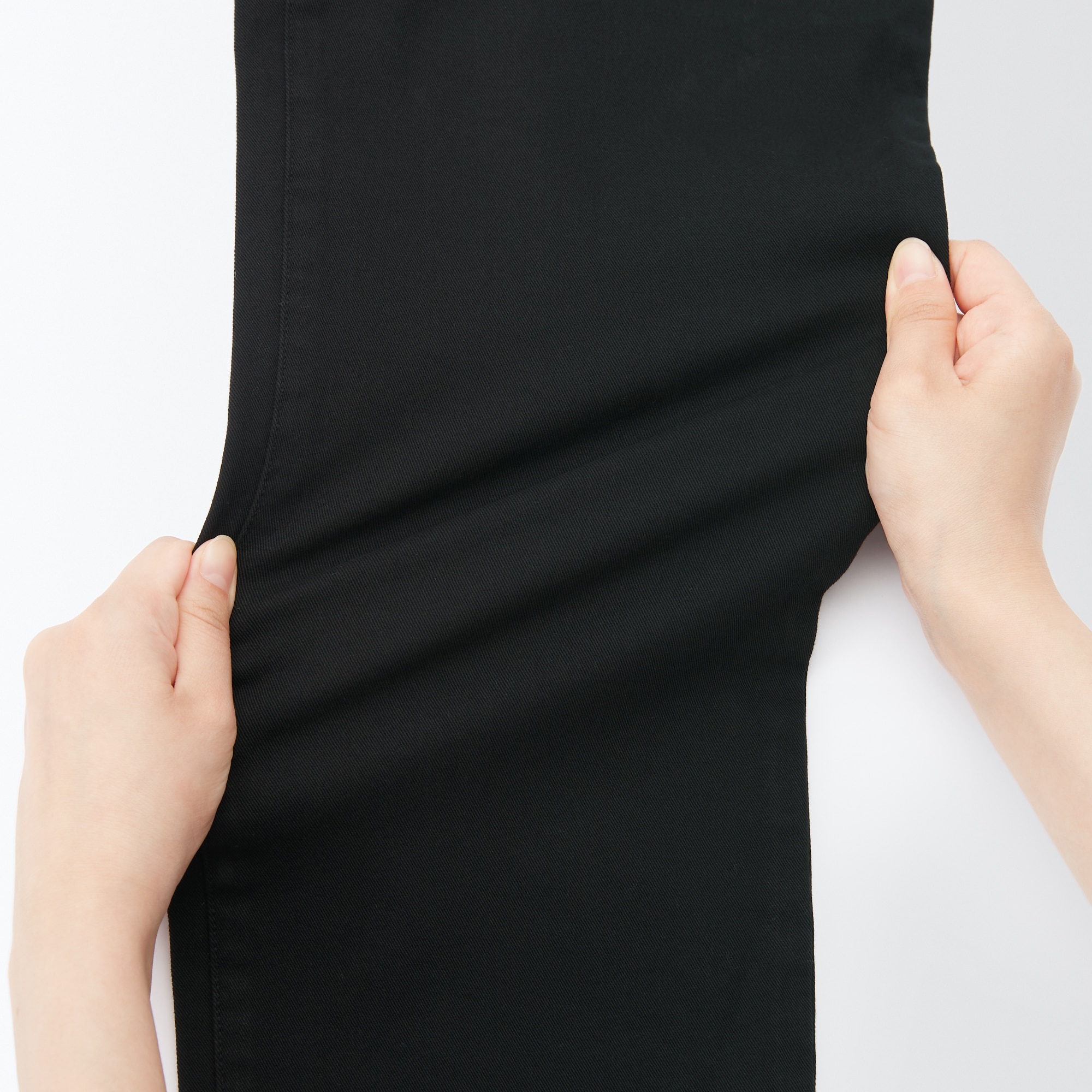 縦横ストレッチチノボーイフィットパンツ　股下７５ｃｍ