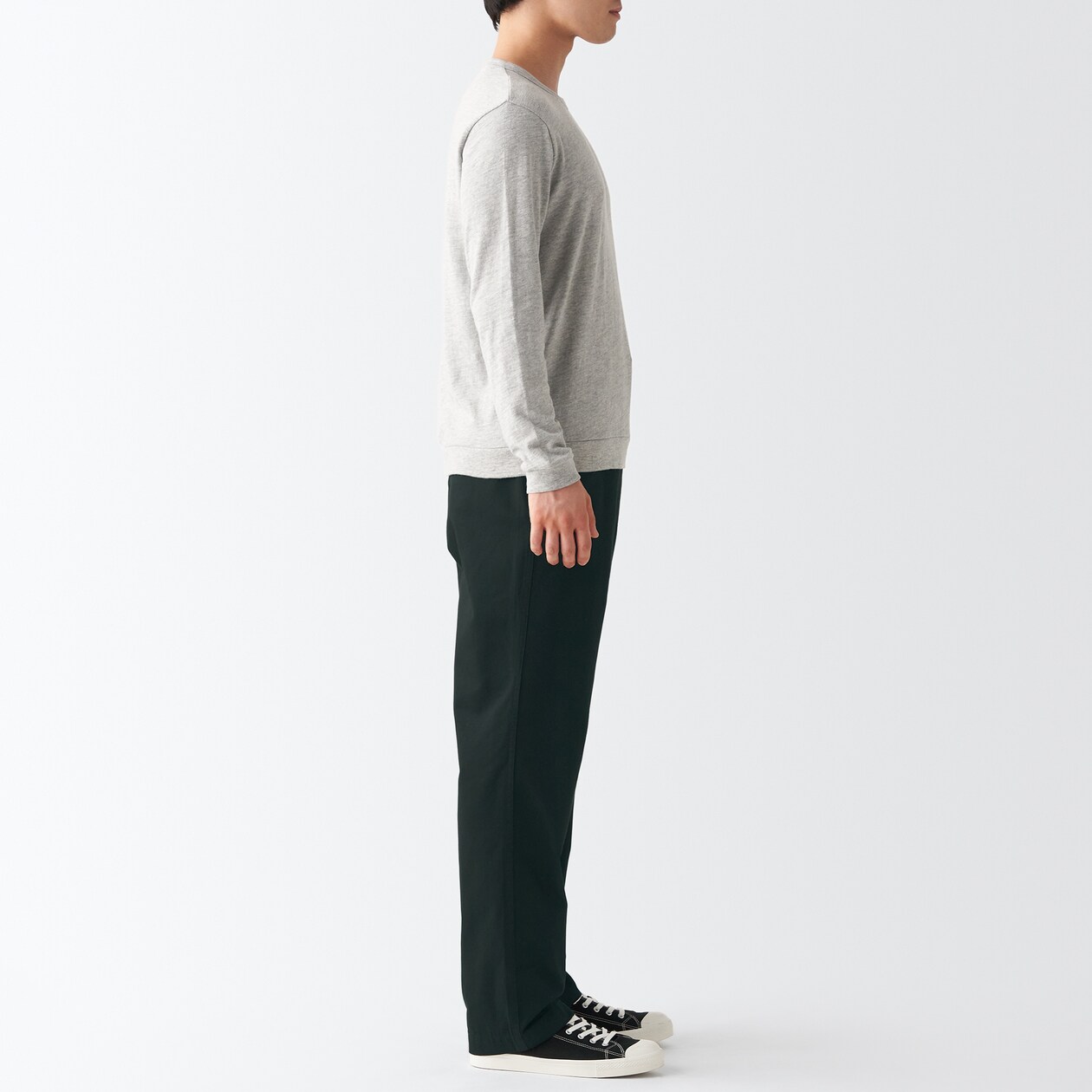 チノレギュラーパンツ　股下８２ｃｍ