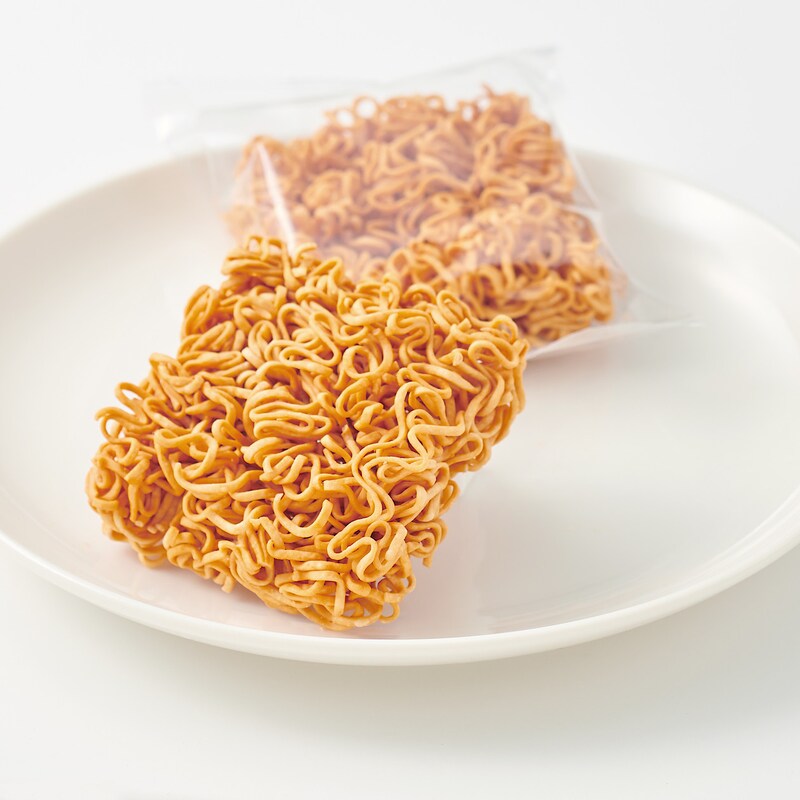 トムヤムクン味 ミニラーメン １１２ｇ ４個 ミニラーメン 駄菓子 通販 無印良品