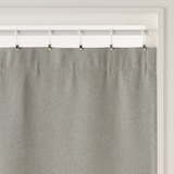 ポリエステルドビー織ノンプリーツカーテン（防炎・遮光性）／フェードブルー