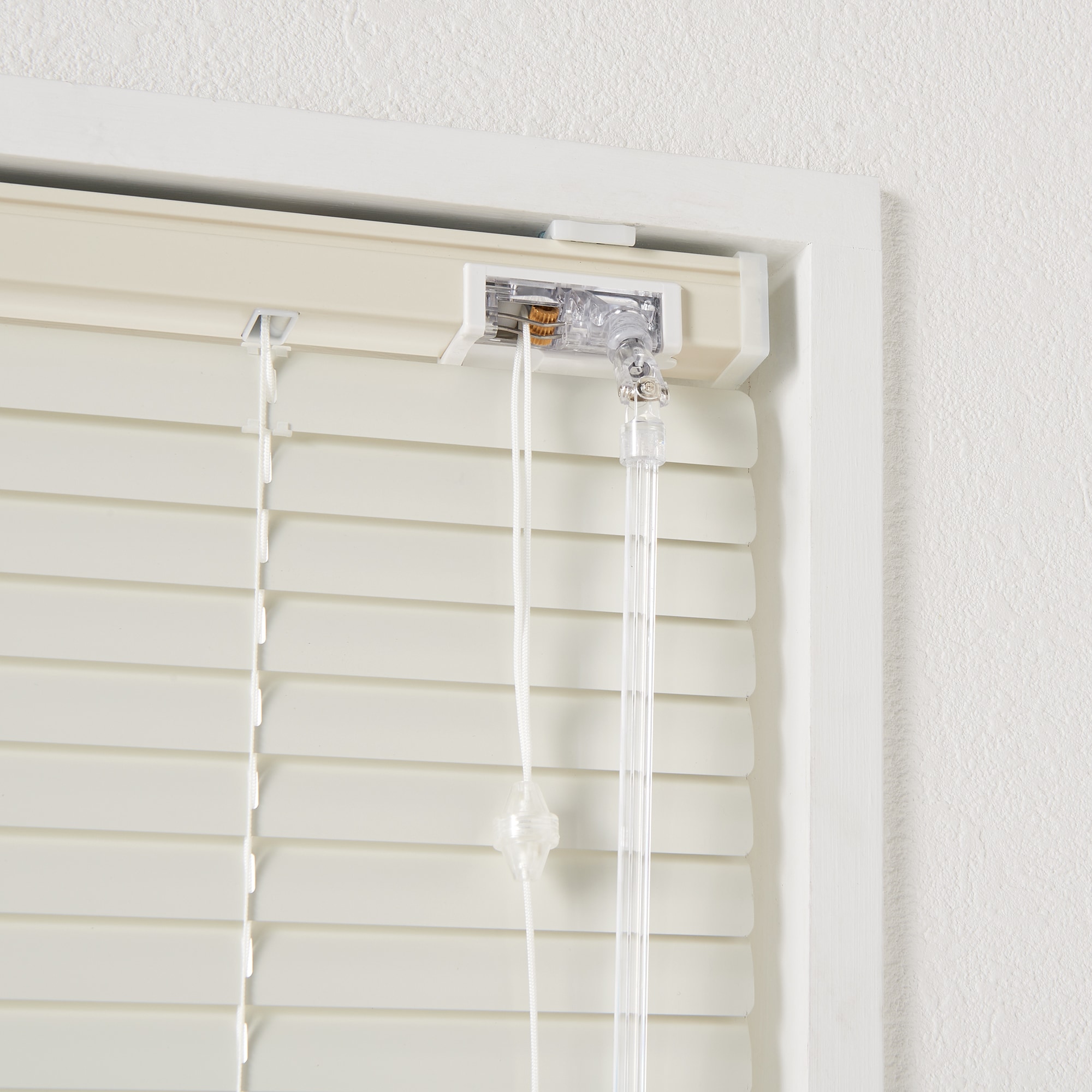 アルミブラインド／アイボリー