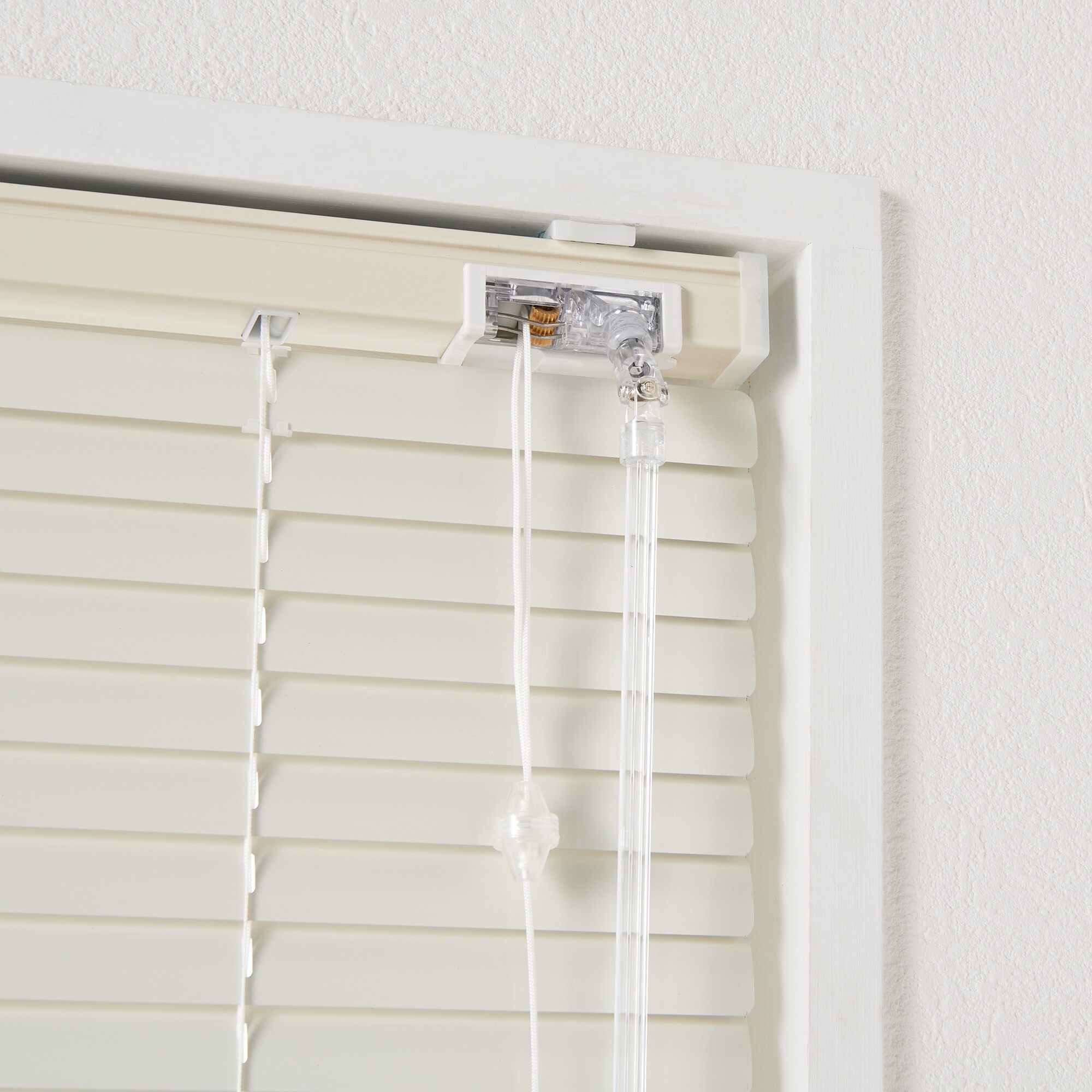 アルミブラインド／アイボリー