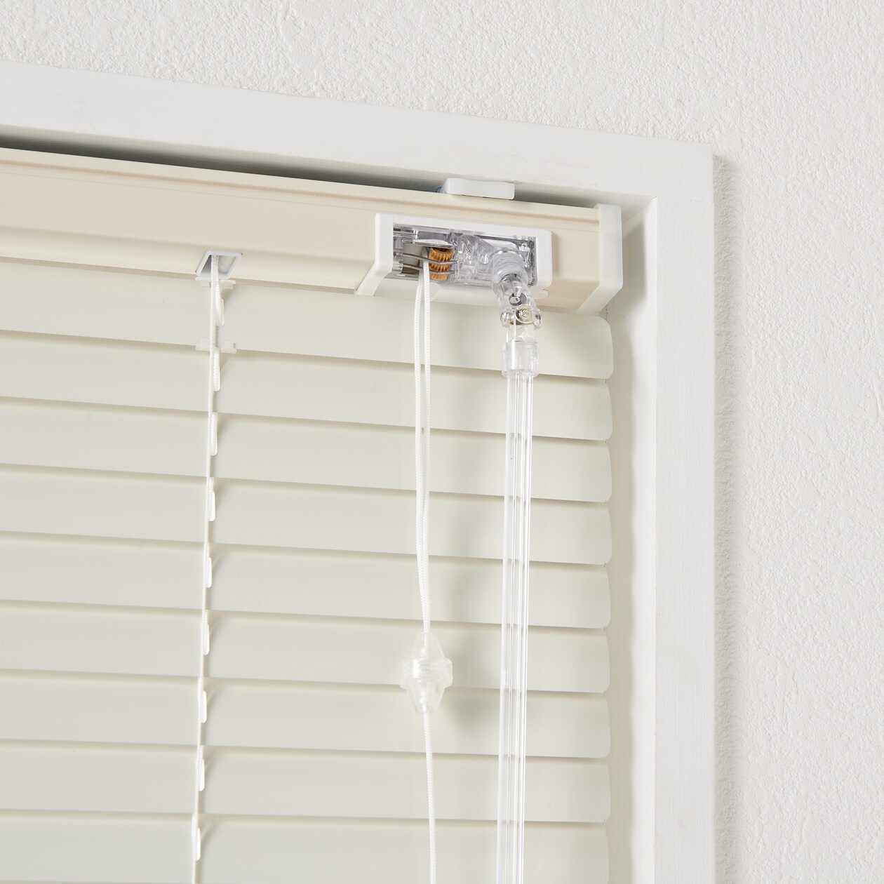 アルミブラインド／アイボリー