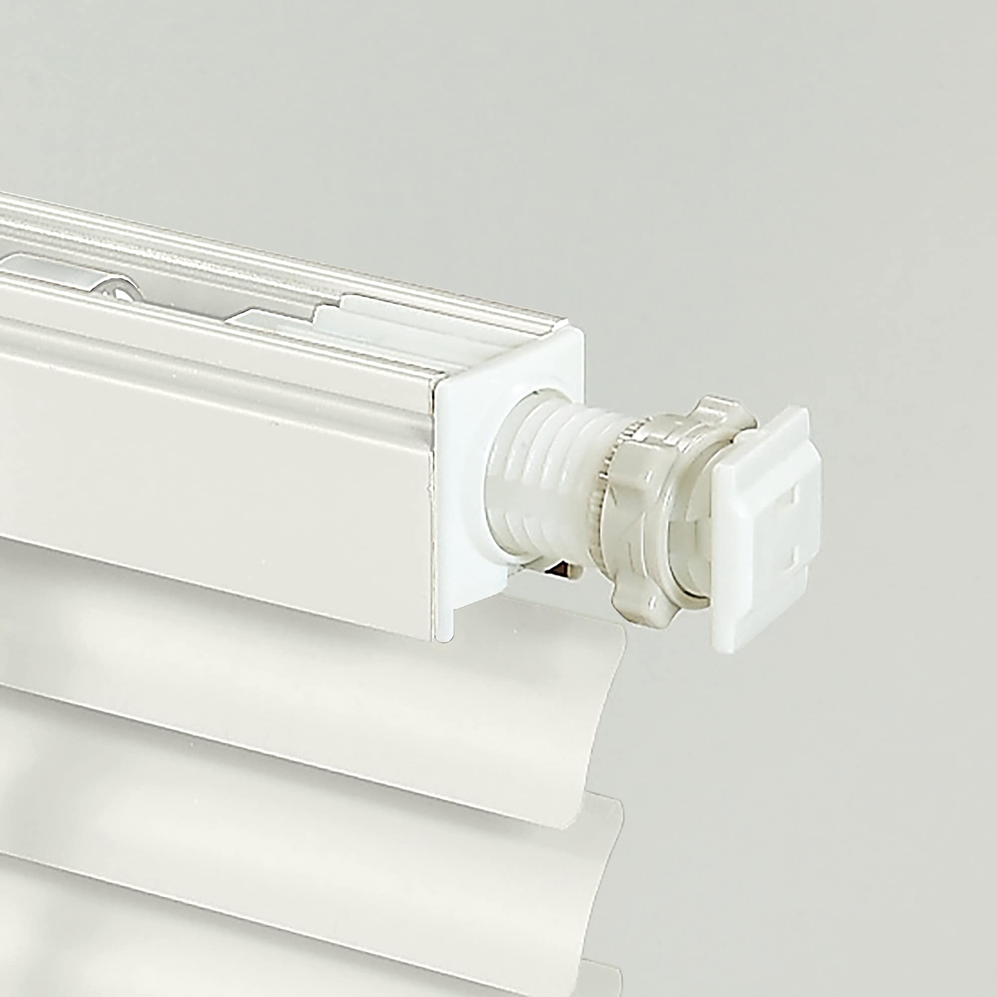 アルミブラインド・テンションタイプ／アイボリー