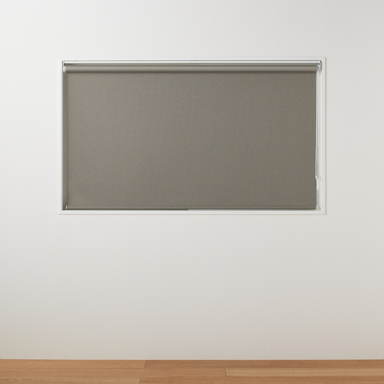 防炎・遮光性　ポリエステルバスケット織りロールスクリーン・チェーンタイプ／ダーク