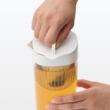 ストレーナー付き冷水筒