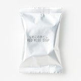 素材を生かした味噌汁　なめこの赤だし