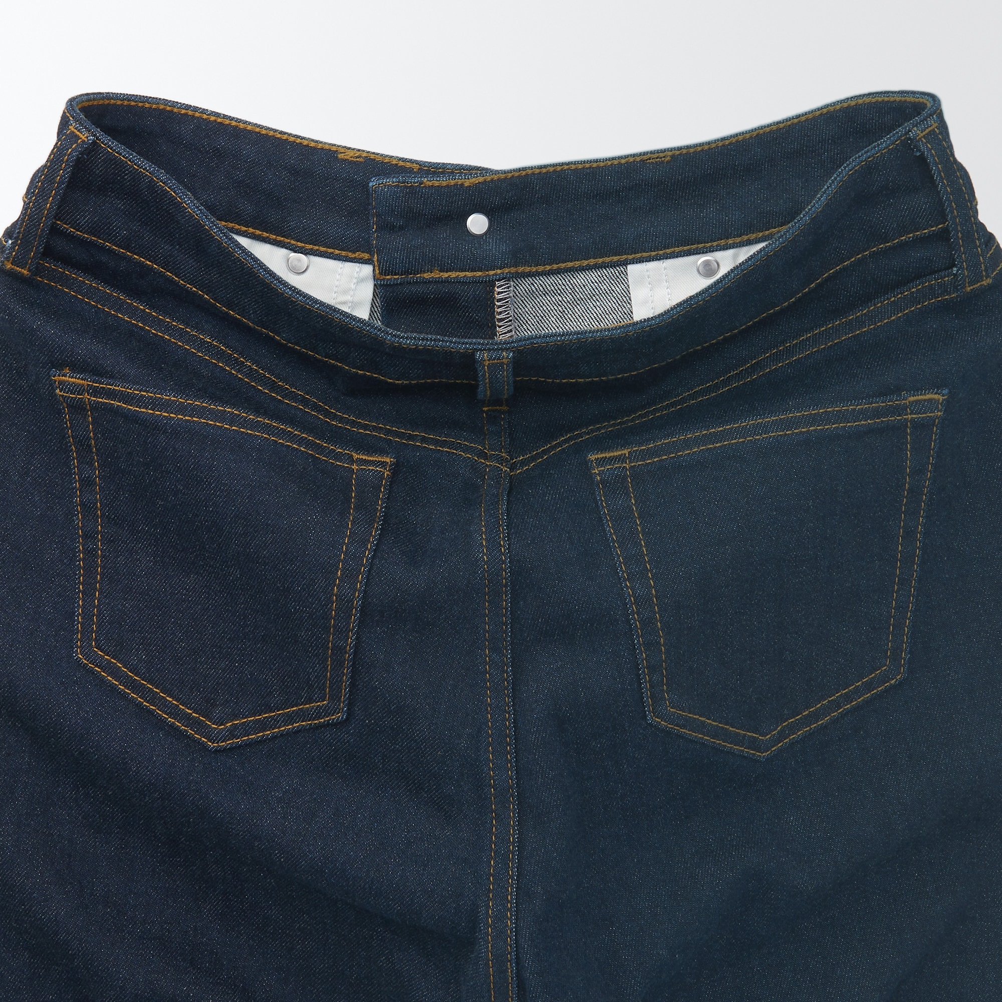 ストレッチデニムスリムパンツ　股下７５