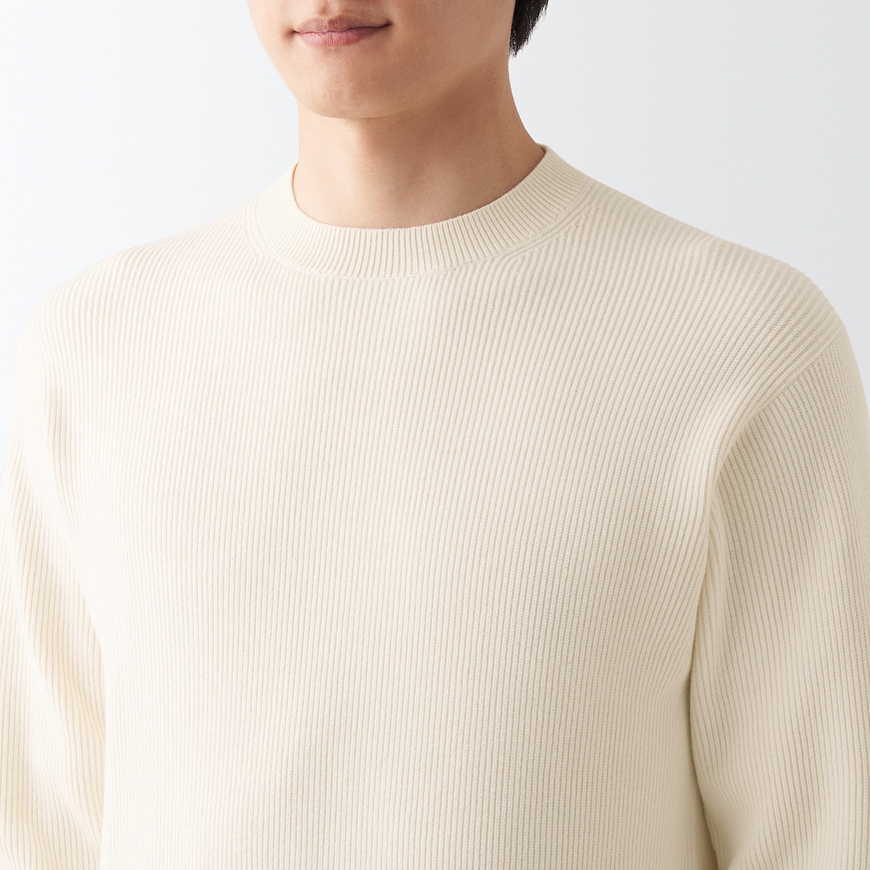Crewneck Sweater Knitted with Yarn That Keeps Its Shape: Off White Crewneck Sweater Knitted with Yarn That Keeps Its Shape: Off White