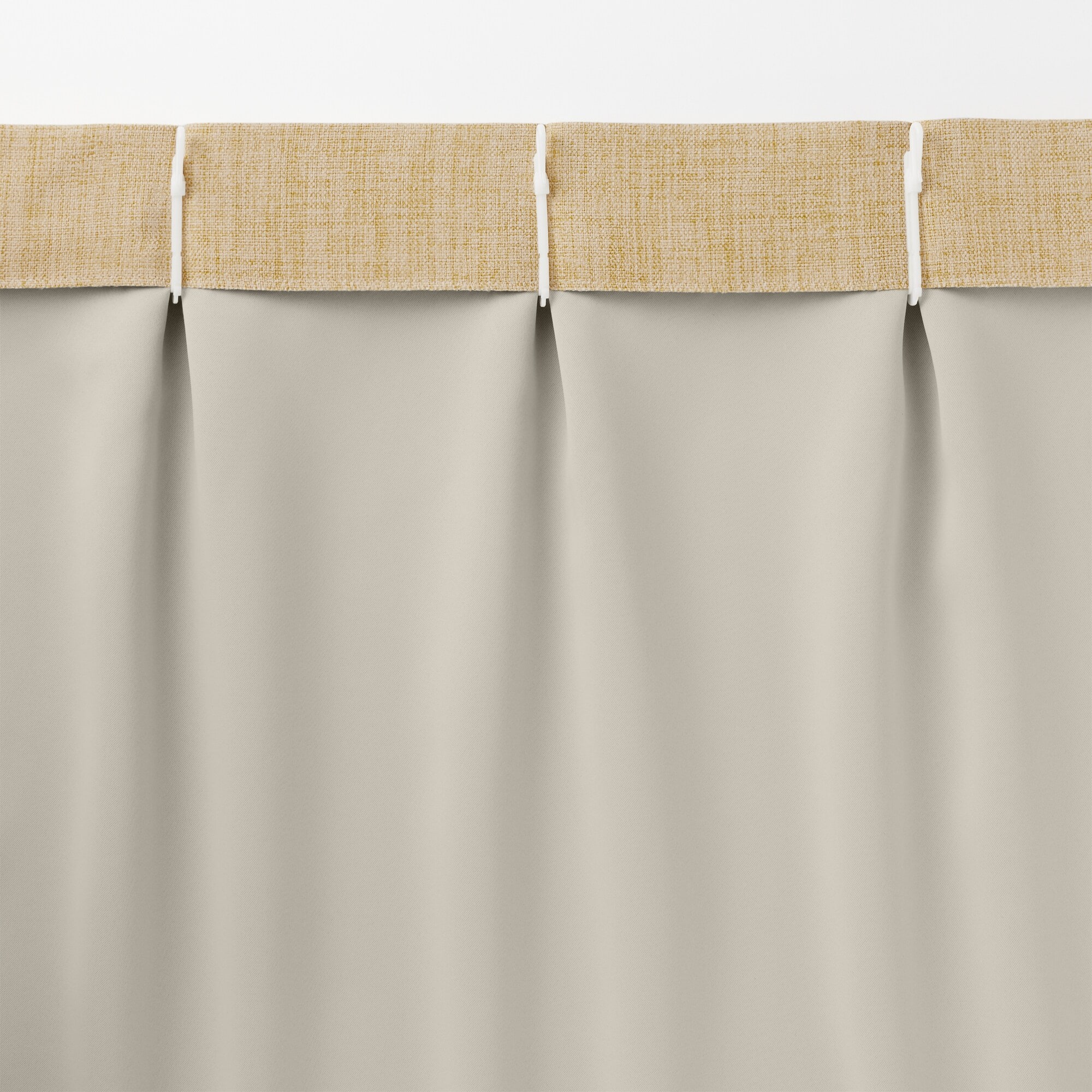 ポリエステルマット織プリーツカーテン／遮光裏地付／マスタード