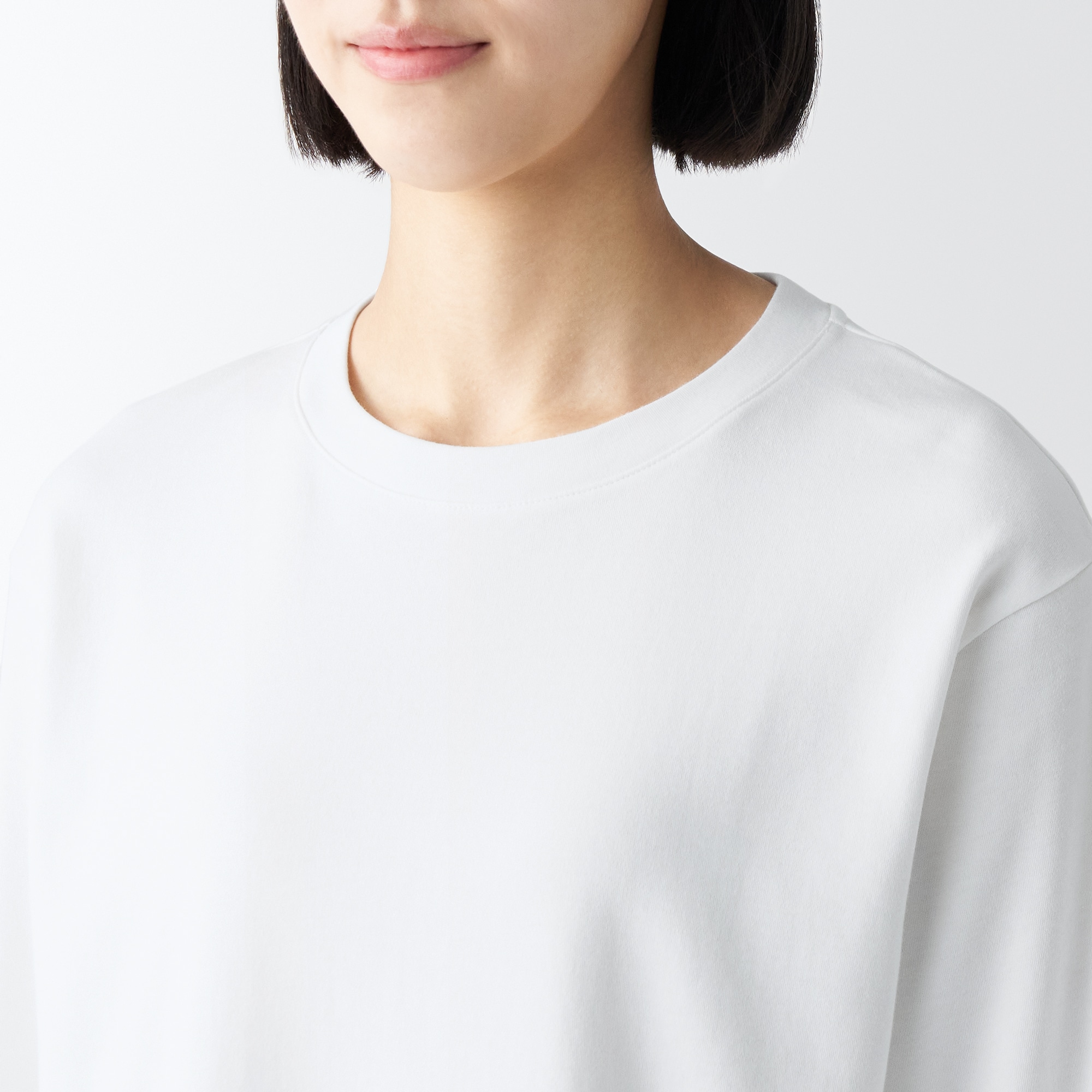 スムース編みロング丈長袖Ｔシャツ