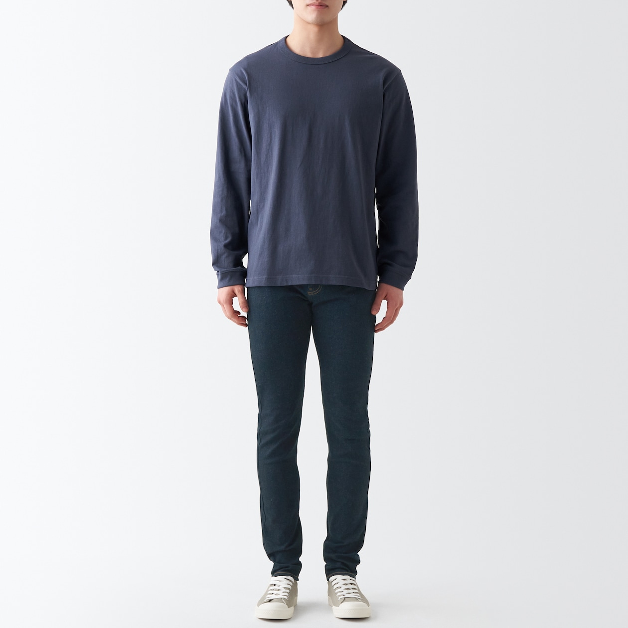 スーパーストレッチデニムスキニーパンツ　股下８２ｃｍ　ダークネイビー