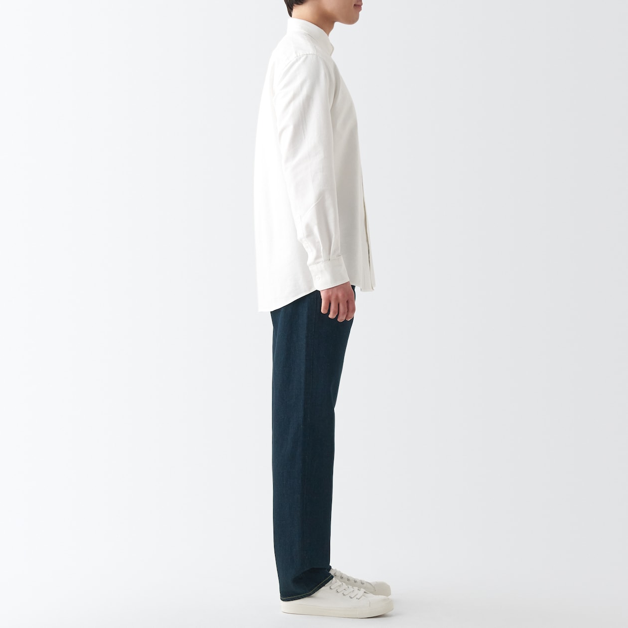 デニムレギュラーパンツ　股下８２ｃｍ　ダークネイビー