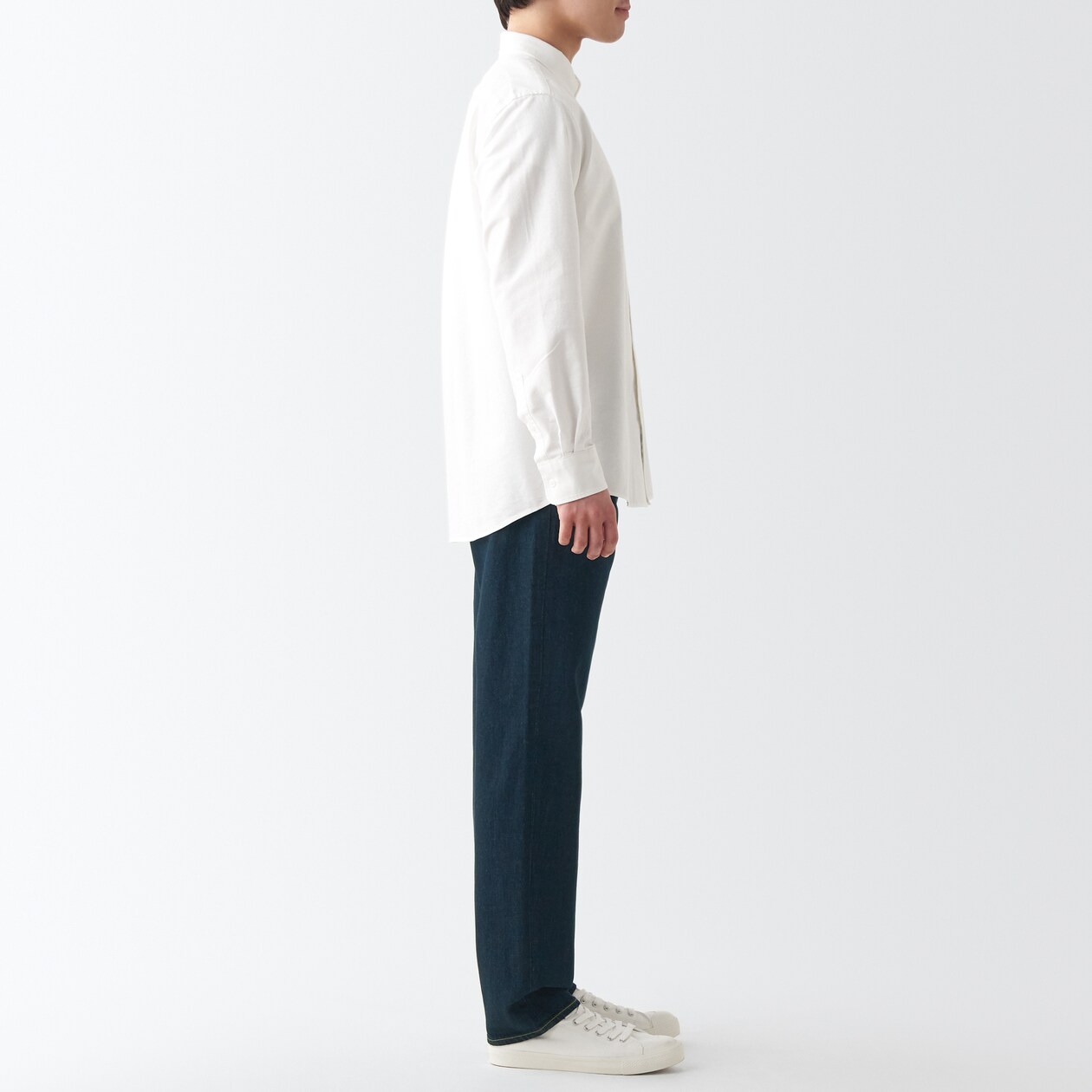 デニムレギュラーパンツ　股下８２ｃｍ　ダークネイビー