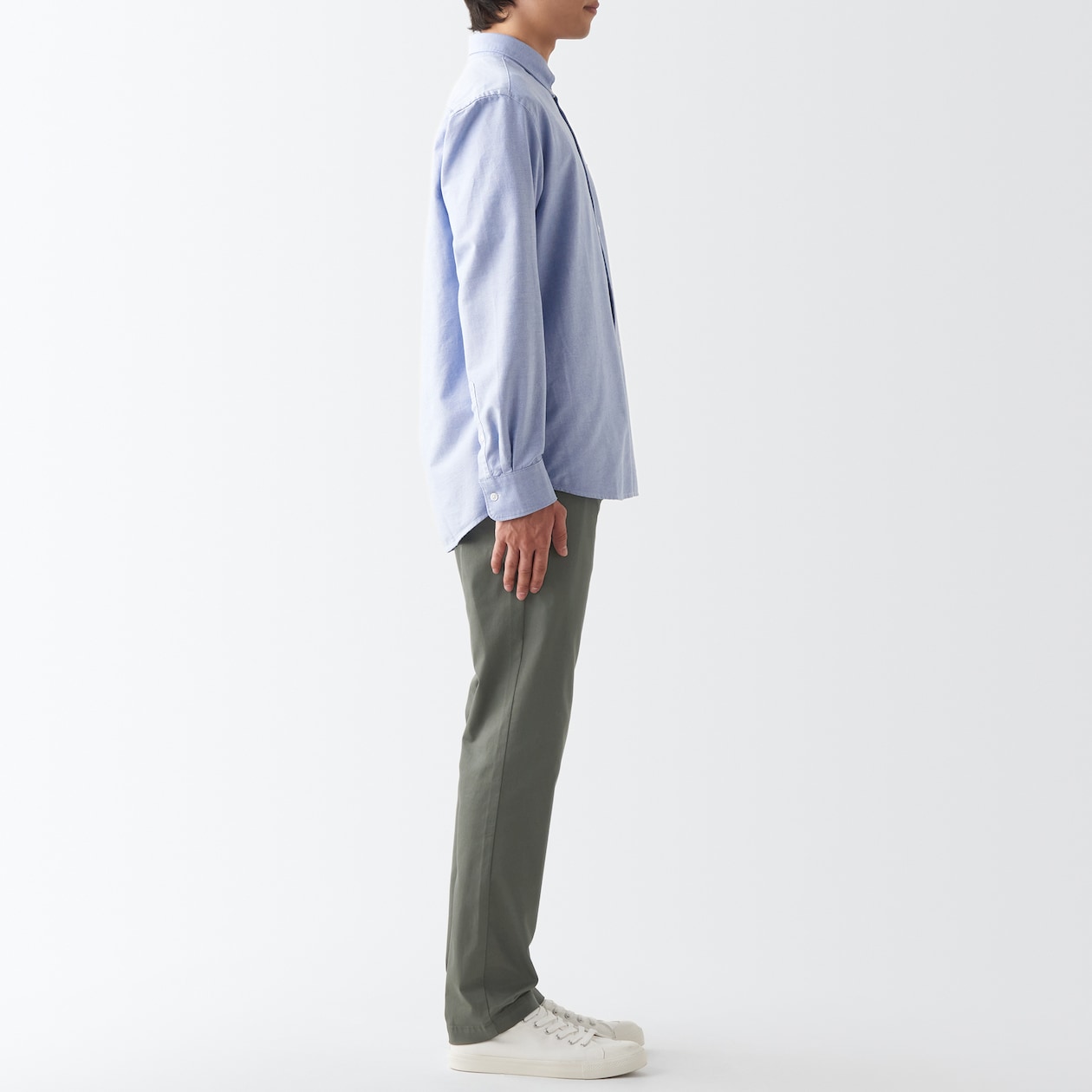 ストレッチチノスリムパンツ　股下８２ｃｍ