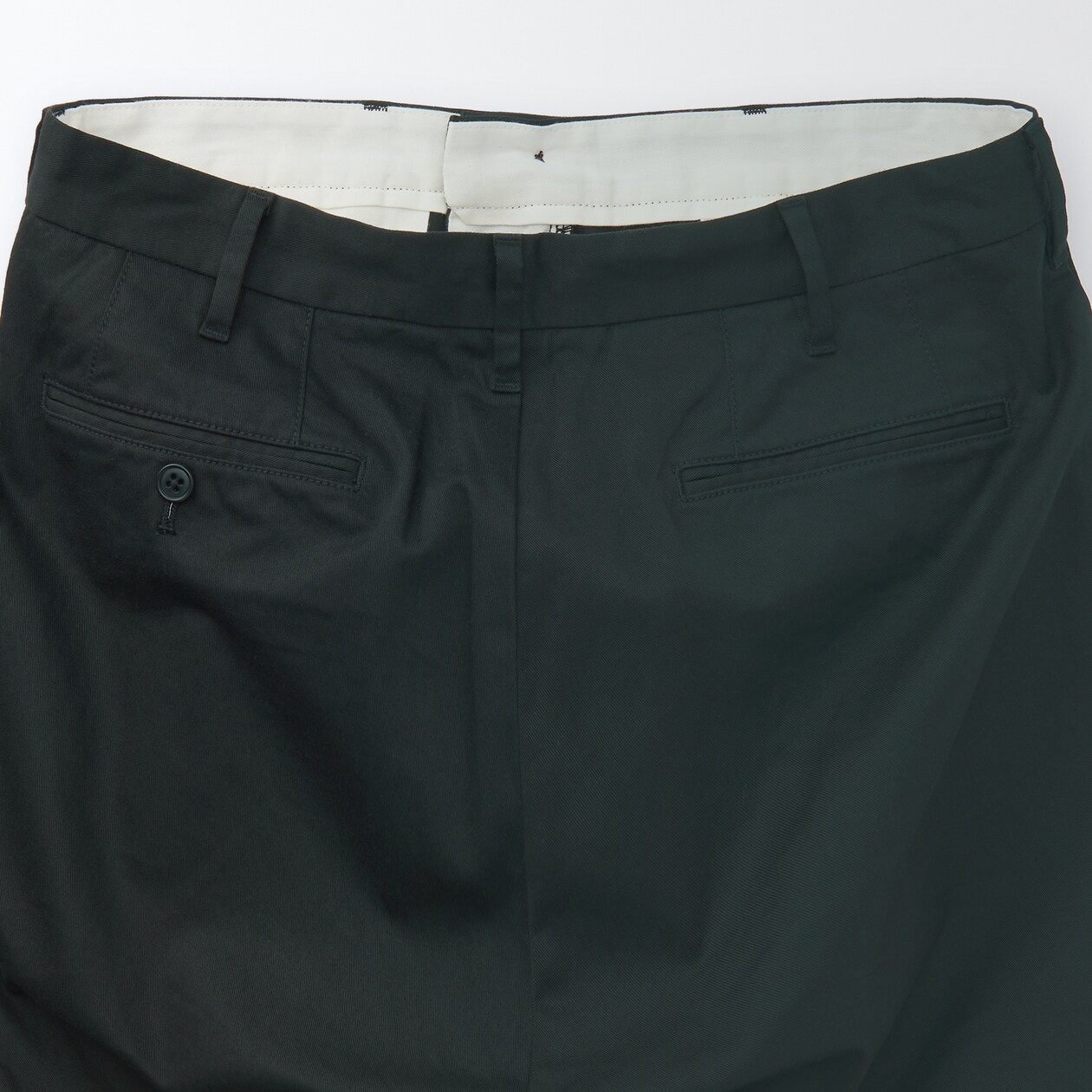 ストレッチチノスリムパンツ　股下８２ｃｍ