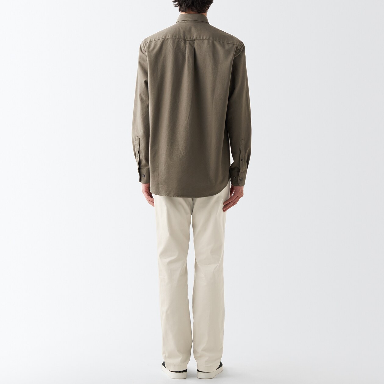 ストレッチチノスリムパンツ　股下８２ｃｍ