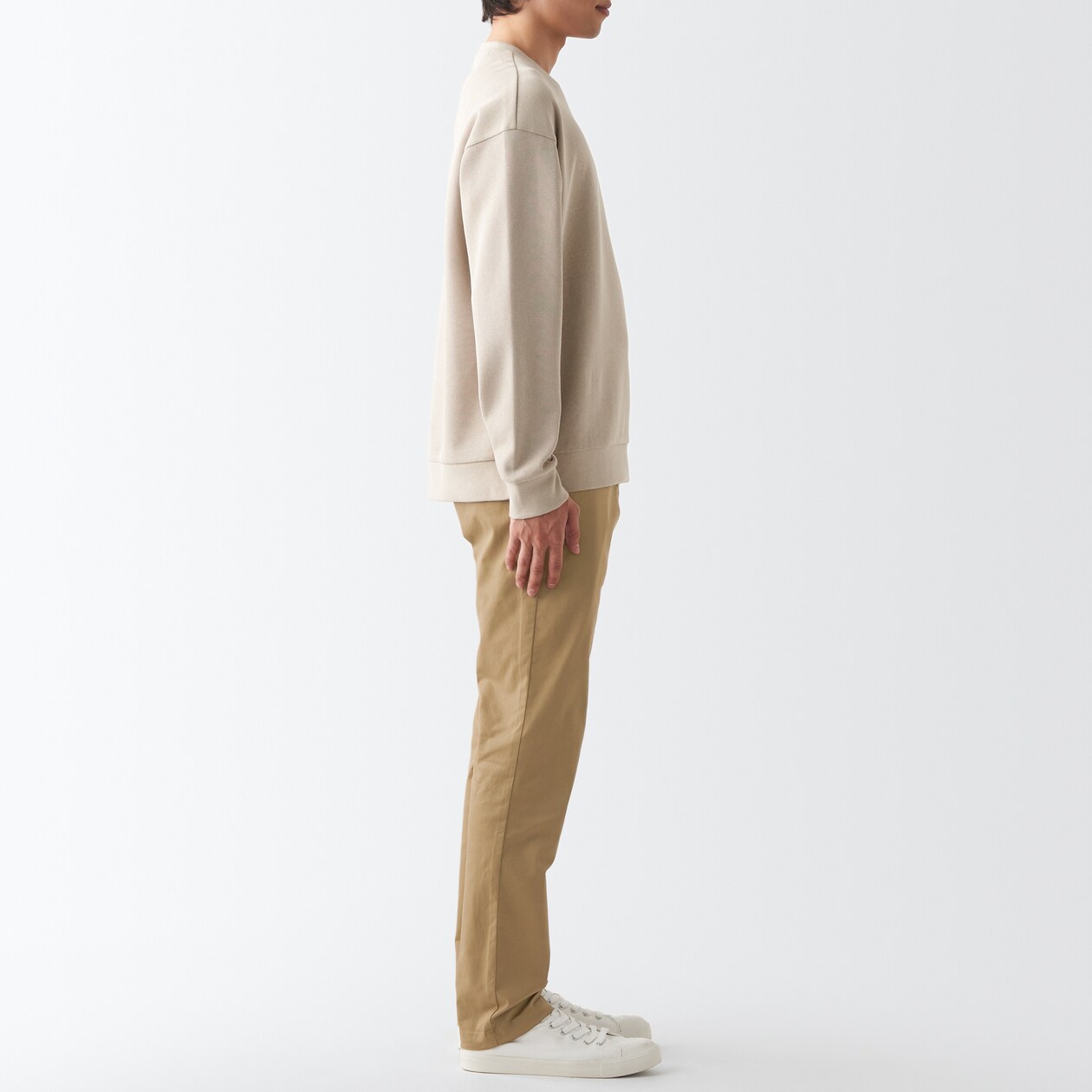 ストレッチチノスリムパンツ　股下８２ｃｍ