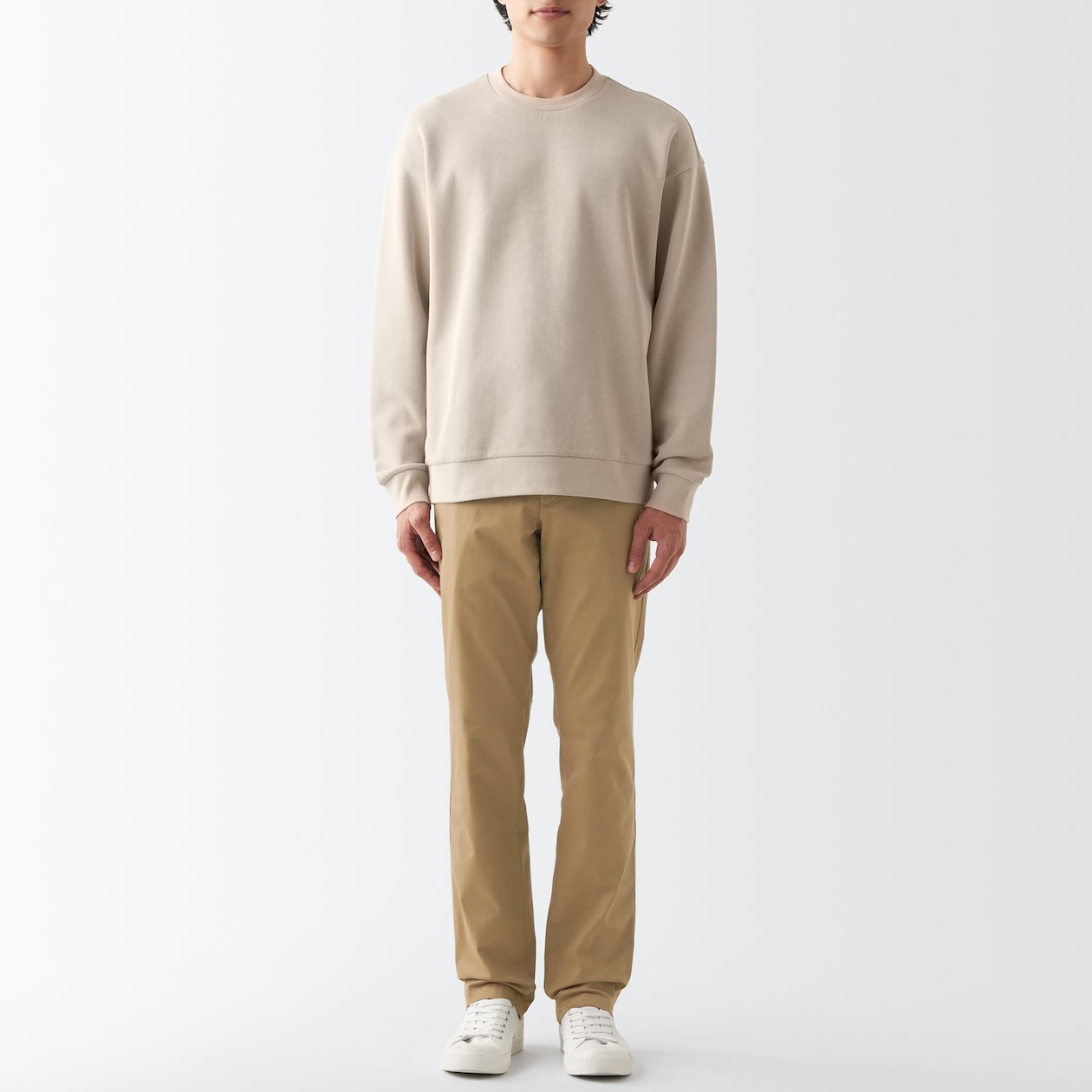 ストレッチチノスリムパンツ　股下８２ｃｍ