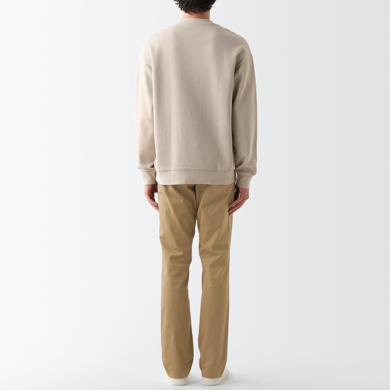 ストレッチチノスリムパンツ　股下８２ｃｍ